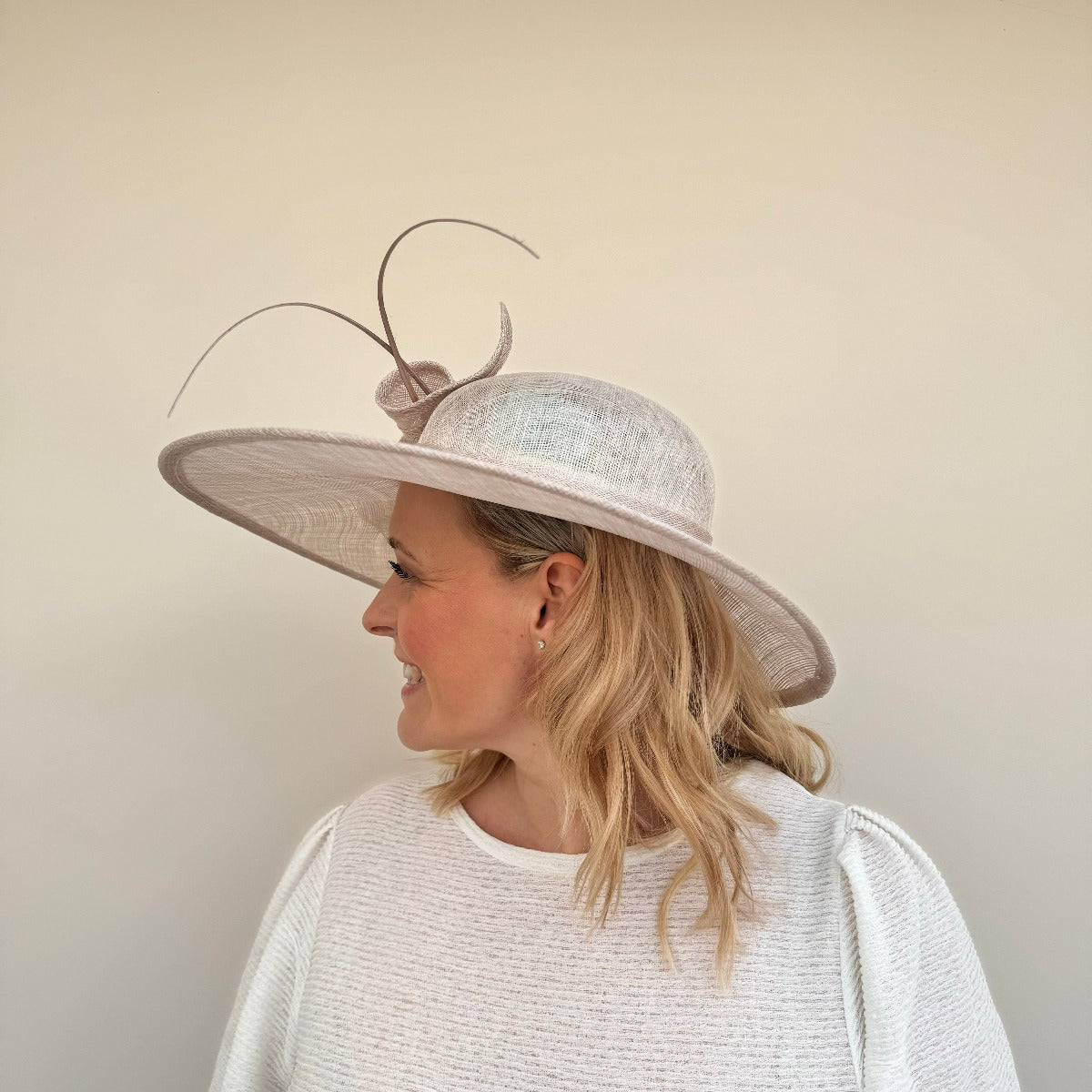 Max and ellie WD7 Champagne Flat Hatinator on Band – Lesley Ashworth