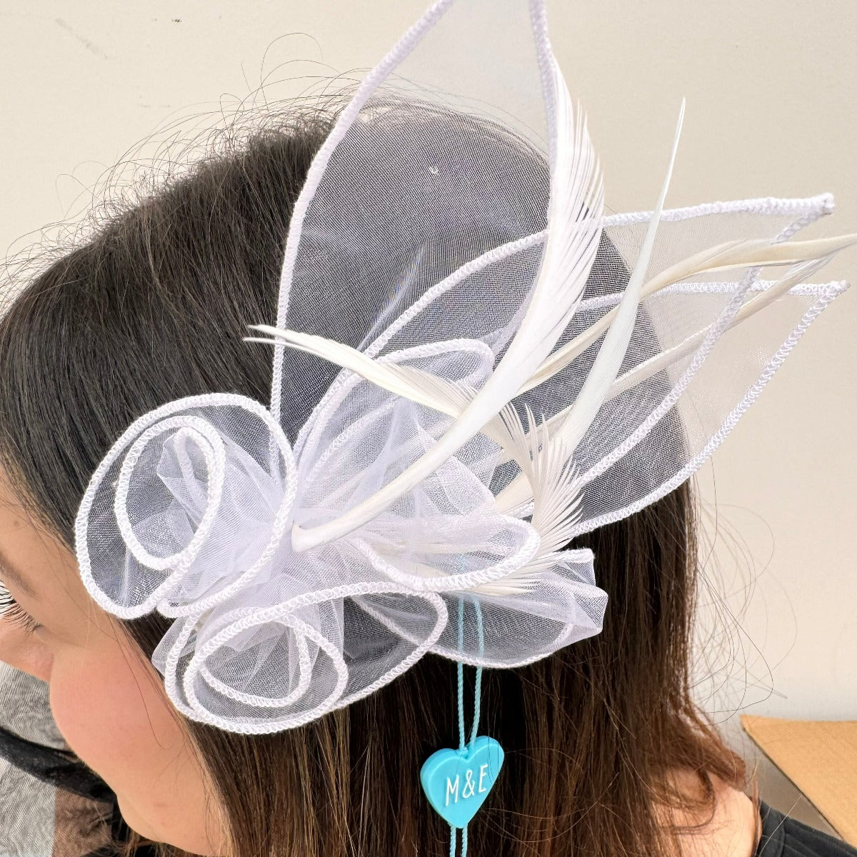 Max and Ellie OF4 White Small Clip Fascinator