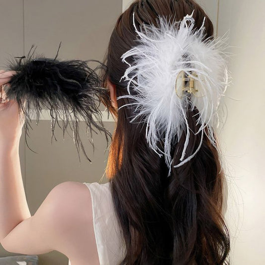 Ostrich Feather Claw Clip in Ivory