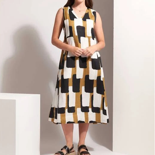 Foil FO8229 Generosity Dress