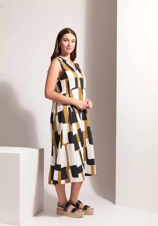 Foil FO8229 Generosity Dress