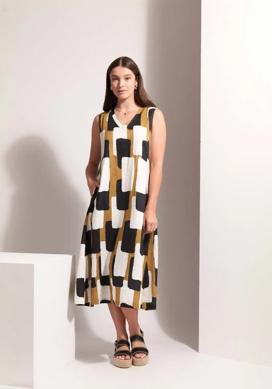 Foil FO8229 Generosity Dress