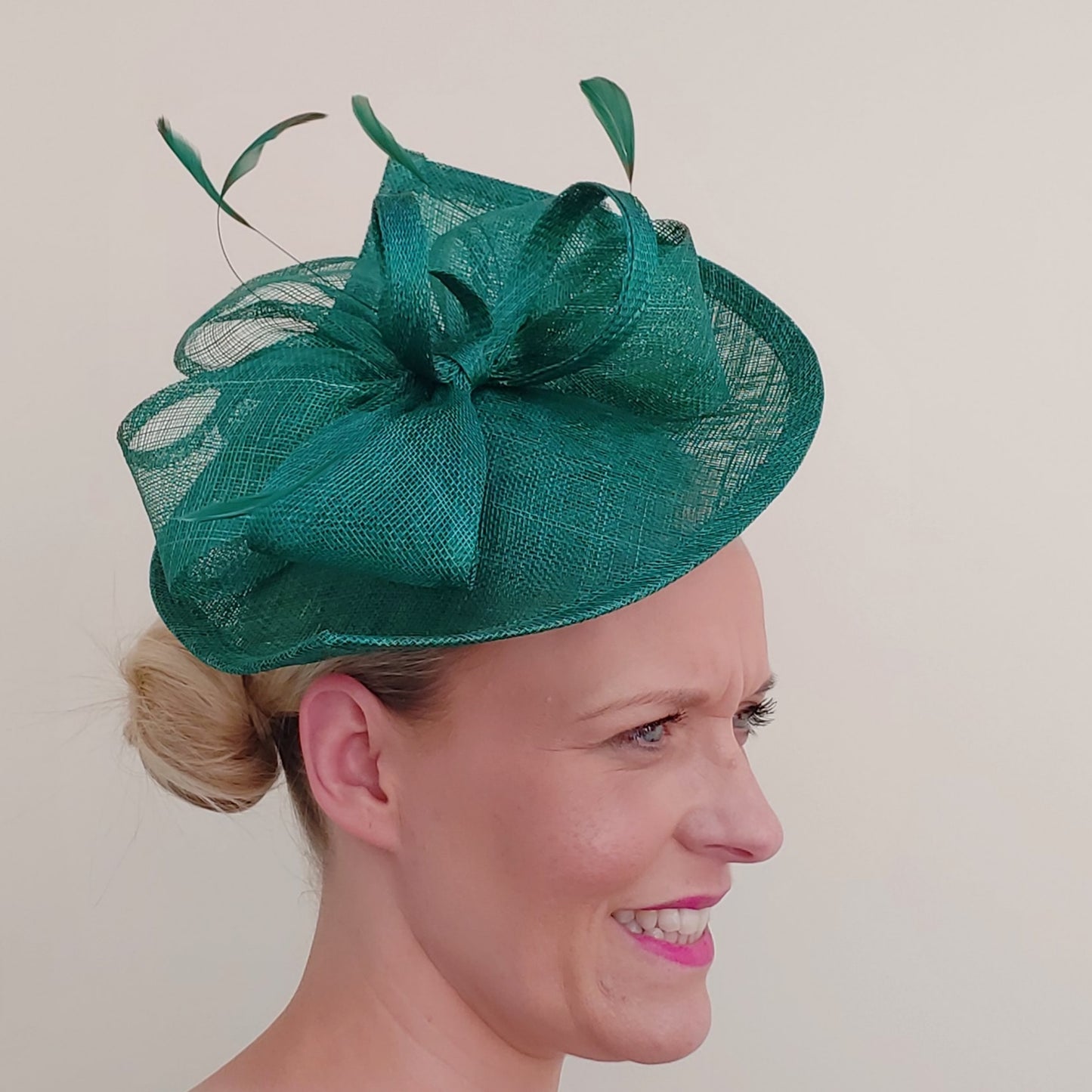 Max and Ellie AD9 Fascinator