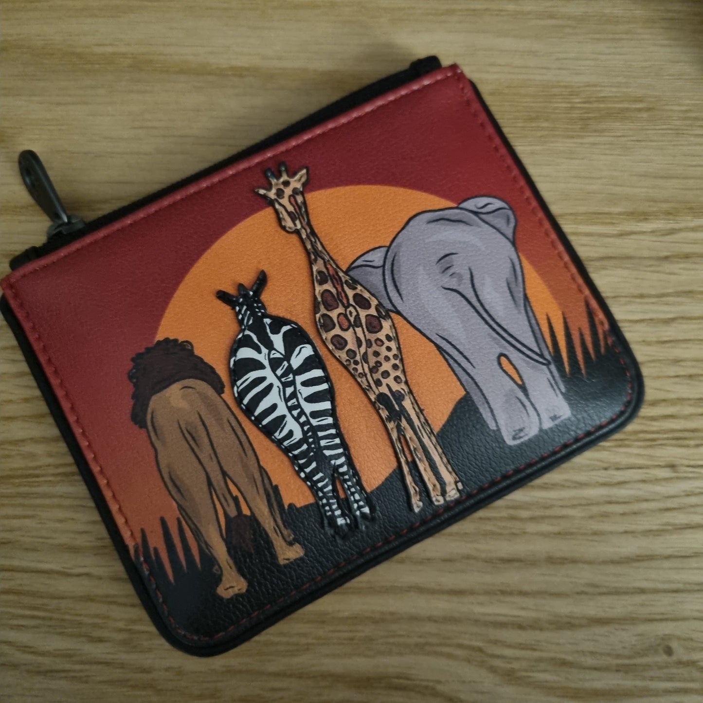 Yoshi Safari zip top purse Beige