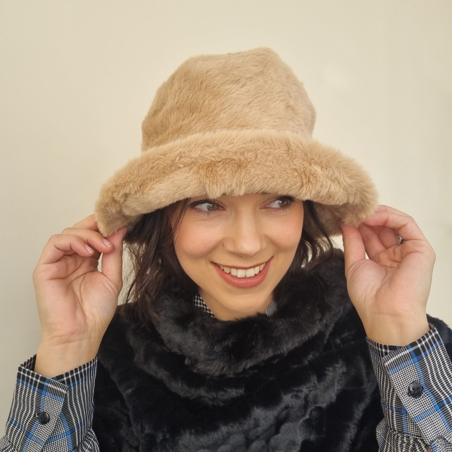 Faux Fur Winter Bucket Hat