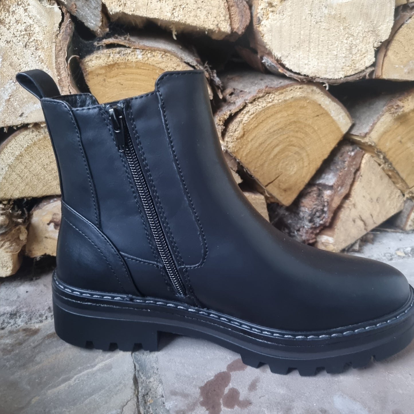 Frankie chelsea boot