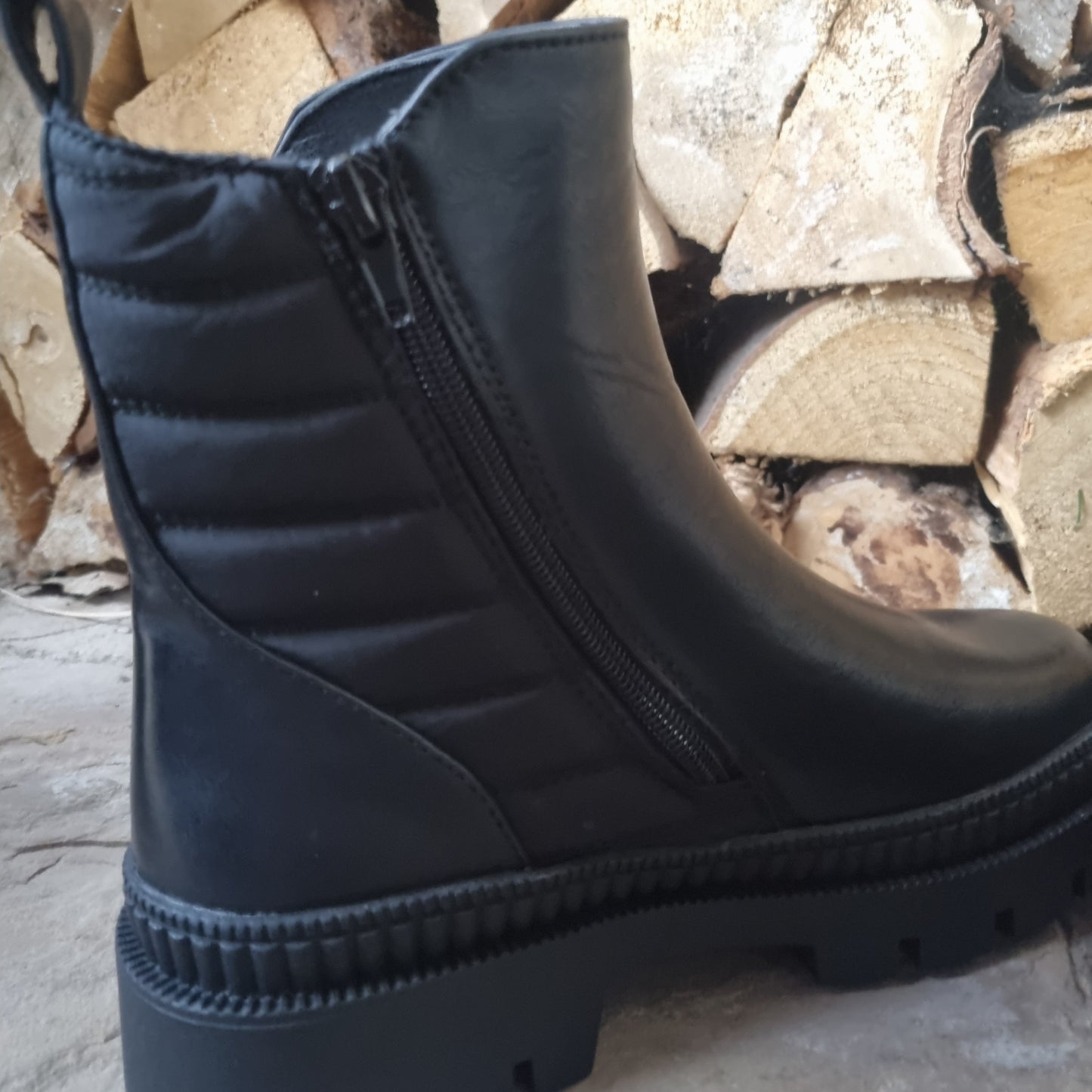 Jenny Chunky sole chelsea boot