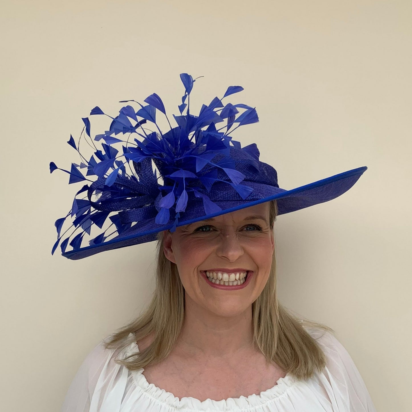 J Bees JB23/284 Large Hatinator with Feathers in Blues