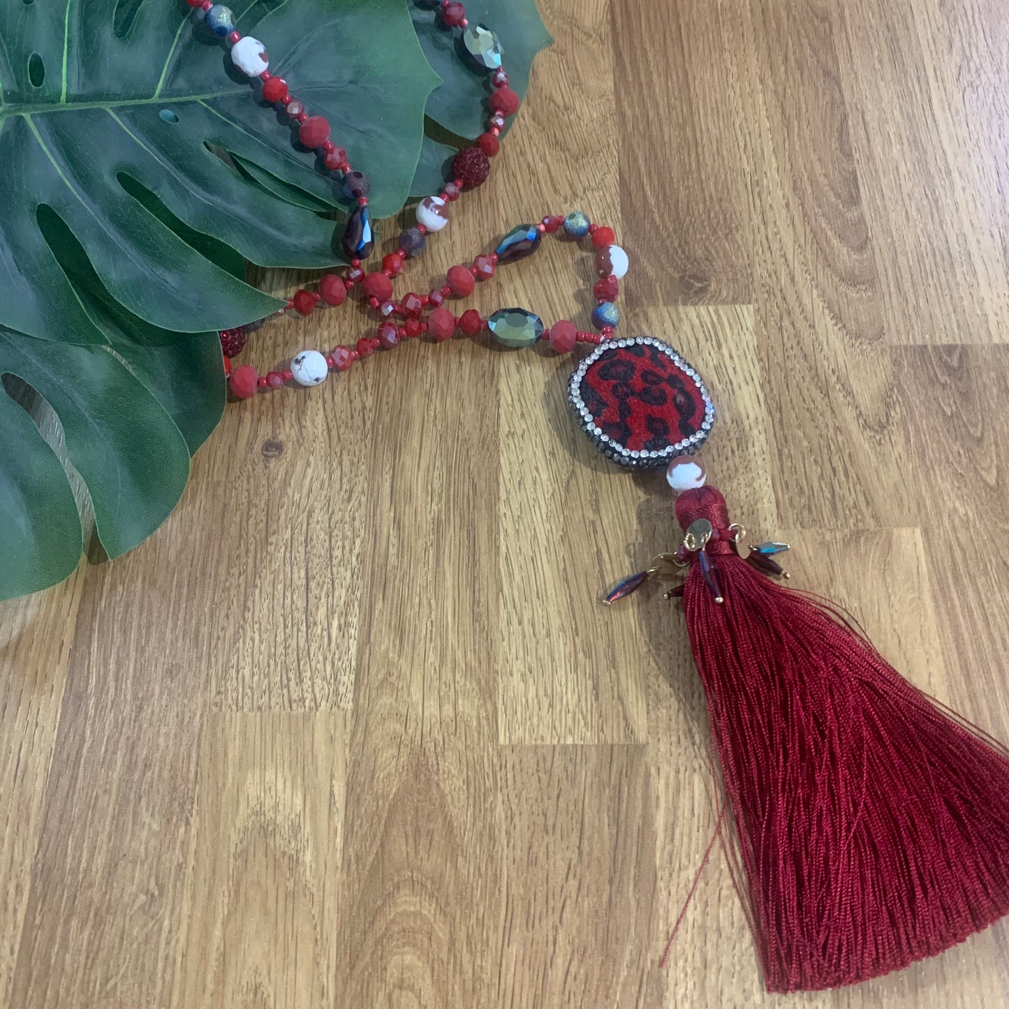 Red Bead Necklace with Leopard Tassel Red